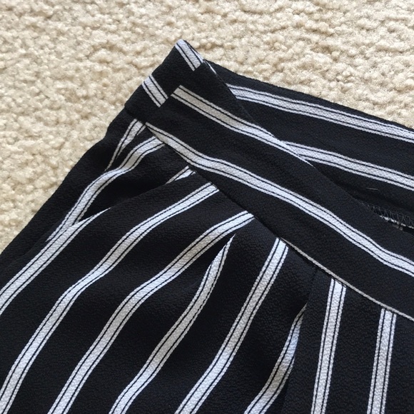 Striped pants - Picture 2 of 3
